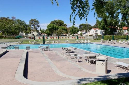 5 Cypress Tree Ln, Irvine CA  92612-2211 exterior