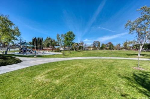 6 Whitney, Irvine CA  92620-3386 exterior