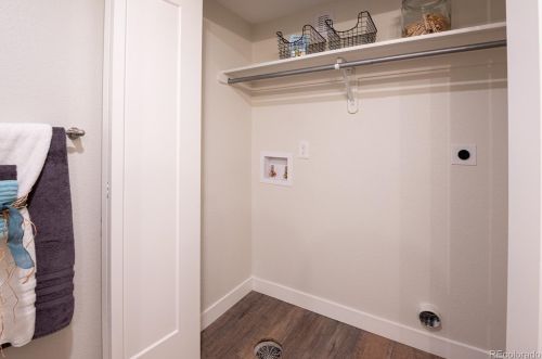 3267 Holly St, Denver CO  80222-7534 exterior