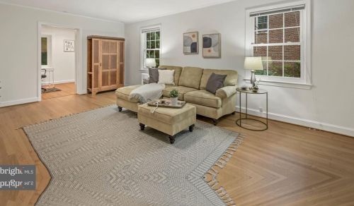 8024 Glenside Dr, Silver Spring MD 20912-7326 exterior