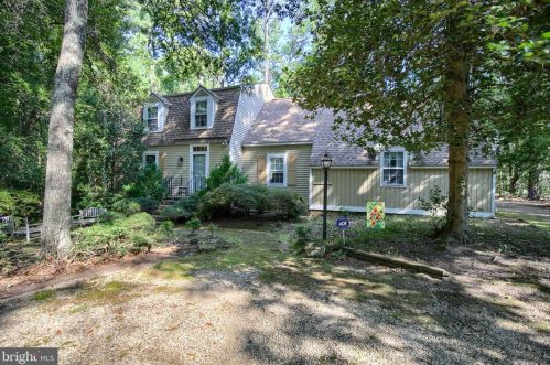 7606 Springfield Ct, Zanoni, VA 23061-4205