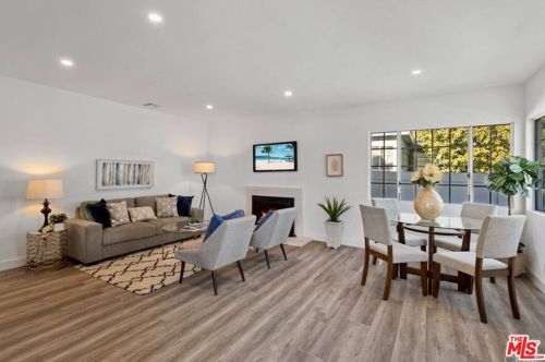 6225 Noble Ave, Van Nuys, CA 91411-2027