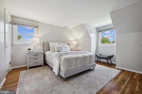 30 Robert Rd, Princeton NJ  08540-5333 exterior