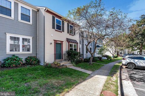 13653 Wildflower Ln, Clifton, VA 20124-1047