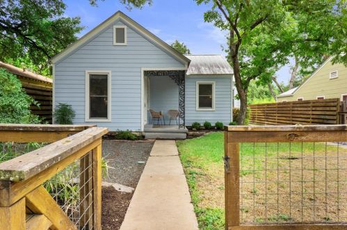 906 43rd St, Austin TX  78751-4405 exterior