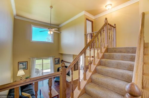 3282 Camelot Dr, Saint Paul MN  55125-2754 exterior