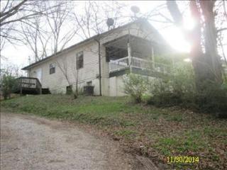 159 South St, Jacksboro, TN 37757-2555