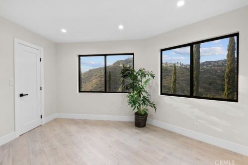 3360 Chevy Chase Dr, Glendale CA  91206-1428 exterior