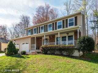 4711 Hopkins Dr, Dumfries, VA 22025-1357