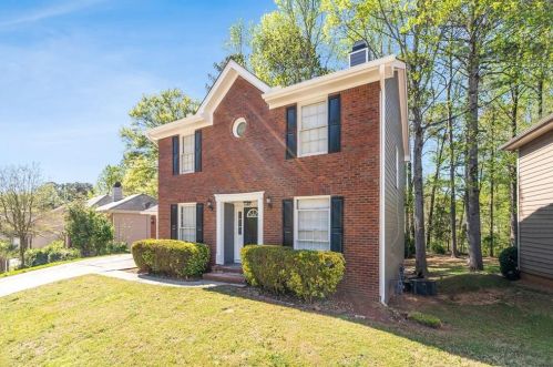 589 Mountain Hbr, Stone Mountain, GA 30087-6101