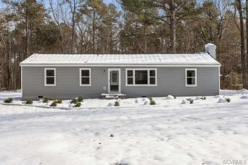 1744 Jeter Rd, Powhatan, VA 23139-6909
