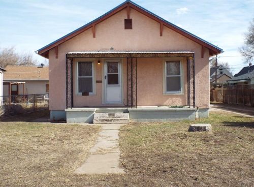 1610 Cypress St, Pueblo, CO 81004-3307