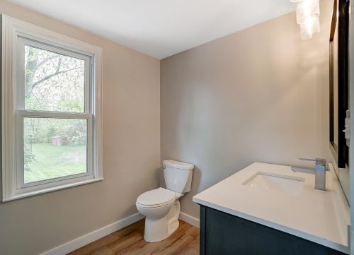 2236 Burnett Rd, Springfield OH  45505-3428 exterior