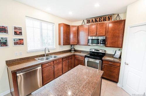 26042 Geddes Cir, Aurora CO exterior