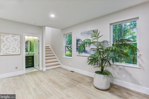 620 Mississippi Ave, Silver Spring MD 20910-5236 exterior