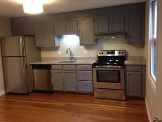 12 Persimmon Ln, Glastonbury, CT 06033-4330
