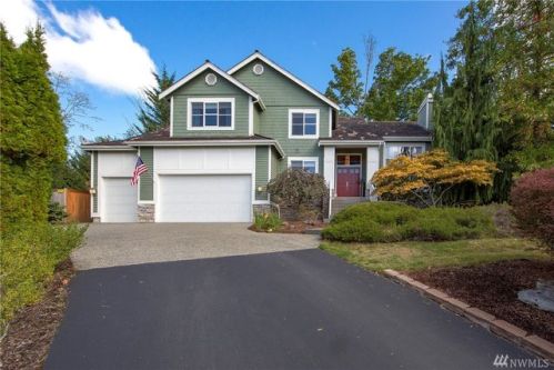 25122 47th Ct, Redmond, WA 98053-8562