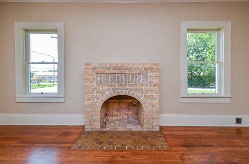 404 Main St, Bellvue TX  77418-1530 exterior