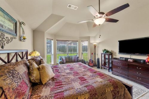 804 Sequoia Way, Fort Worth TX  76131-3557 exterior