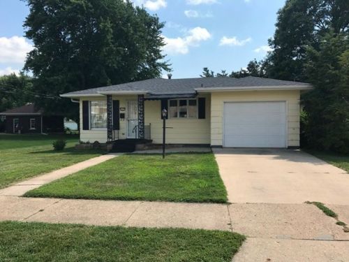 317 Central Blvd, Kewanee, IL 61443-2115