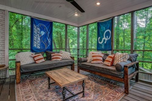 4597 Holliston Rd, Atlanta GA  30360-2057 exterior