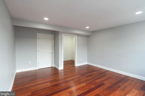 1021 Ellsworth St, Philadelphia PA  19147-4637 exterior