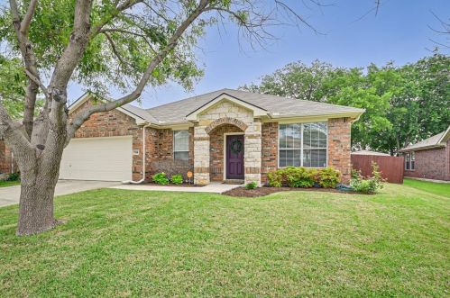 708 Fannin Ln, Midlothian, TX 76063-3422