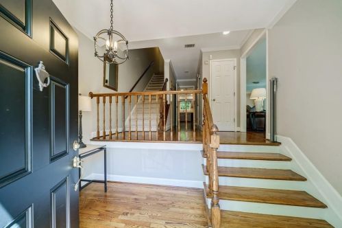 2104 Defoors Mill Dr, Atlanta GA  30318-2368 exterior