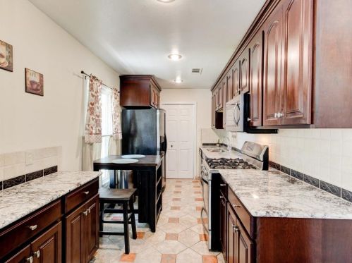 1602 Crest Ridge Dr, Dallas TX  75228-3203 exterior