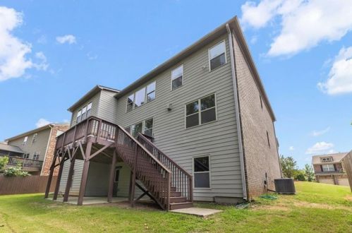 7745 Settles Walk Ln, Suwanee, GA 30024-8650