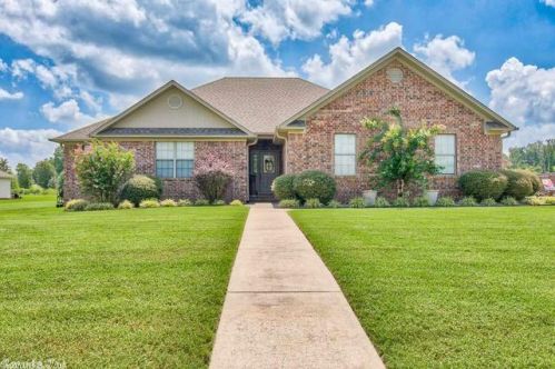 55 Weaver Cir, Vilonia, AR 72173-9014