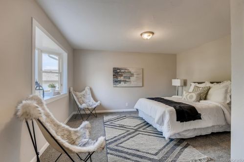 7387 Spruce St, Englewood CO  80112-1751 exterior