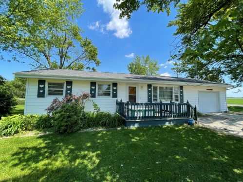21014 1366 East Rd, Swygert, IL 61764-2914