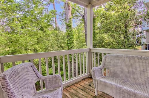 501 Countryside Pl, Smyrna GA  30080-8237 exterior