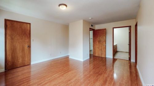 625 California Ave, Glendale CA  91203-1573 exterior