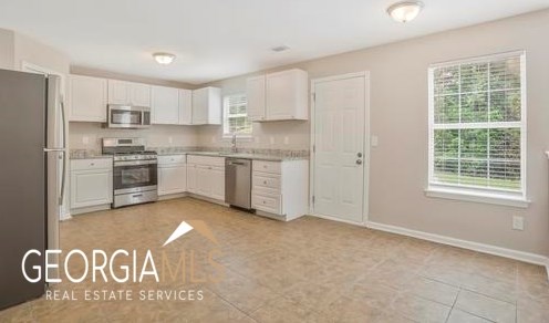 2888 Chilhowee Dr, Atlanta GA  30331-9444 exterior