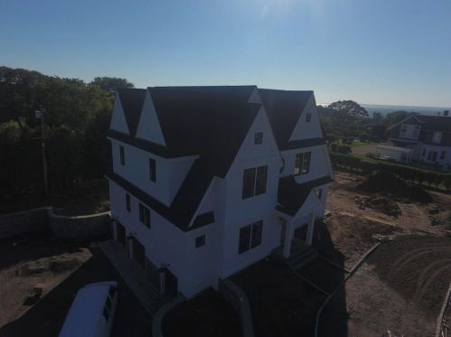 4 Chartier Cir, Middletown RI  02840-3724 exterior
