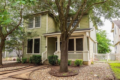 324 Strawn, Uhland TX  78640-4317 exterior