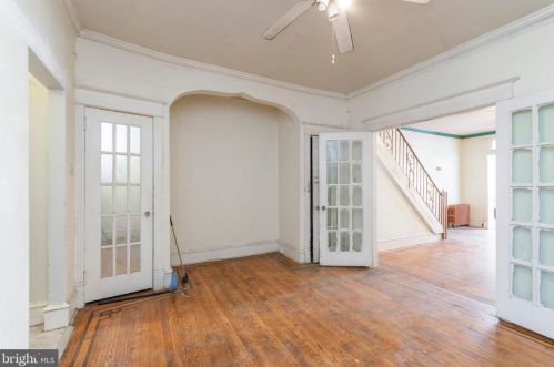 5643 10th St, Philadelphia PA 19148-4403 exterior