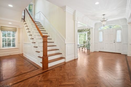 3 Joanna Way, Chatham Township, NJ 07928-2968