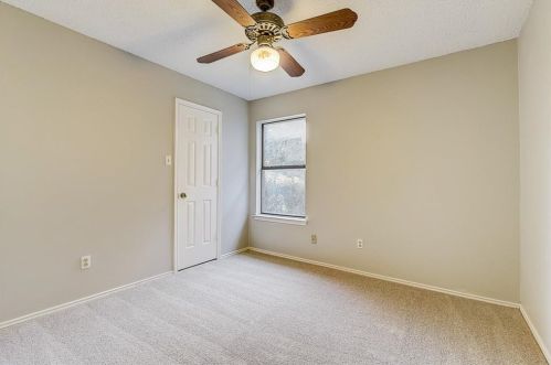 3019 Cemetery Hl Rd, Carrollton TX 75007-5651 exterior