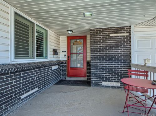 1741 Cape St, Denver CO  80232-6610 exterior