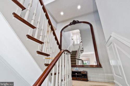 1812 Delancey Pl, Philadelphia PA  19103-6612 exterior