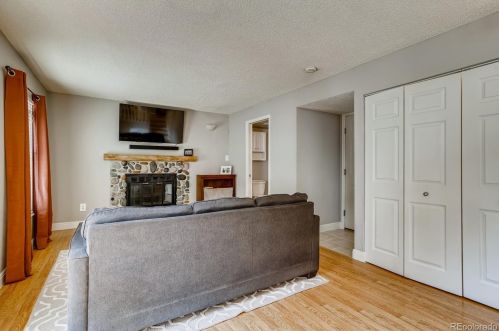 13350 65th Ave, Arvada CO  80004-2100 exterior