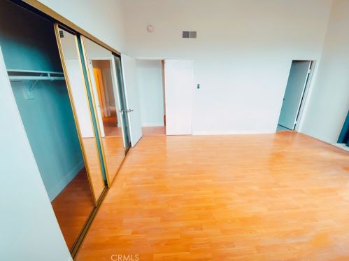 1053 Lamark Ln, Anaheim CA  92802-3404 exterior