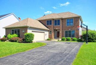 966 Citizen Ave, Elburn, IL 60119-7810