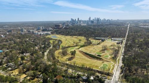 2731 Arden Rd, Atlanta GA  30305-1913 exterior