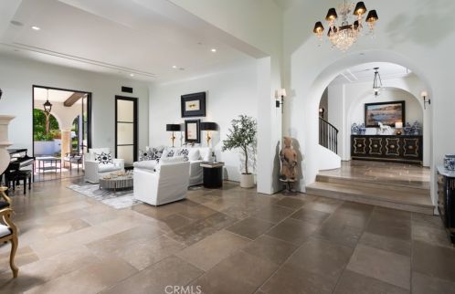 20 Black Falcon, Irvine CA  92603-0420 exterior