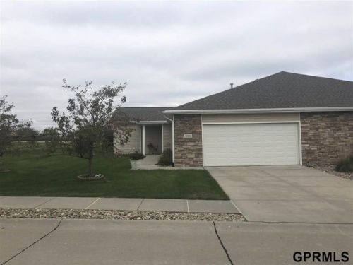 8502 161st Plz, Bennington, NE 68007-5031