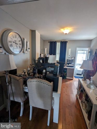 2344 4th St, Philadelphia PA  19133-2909 exterior